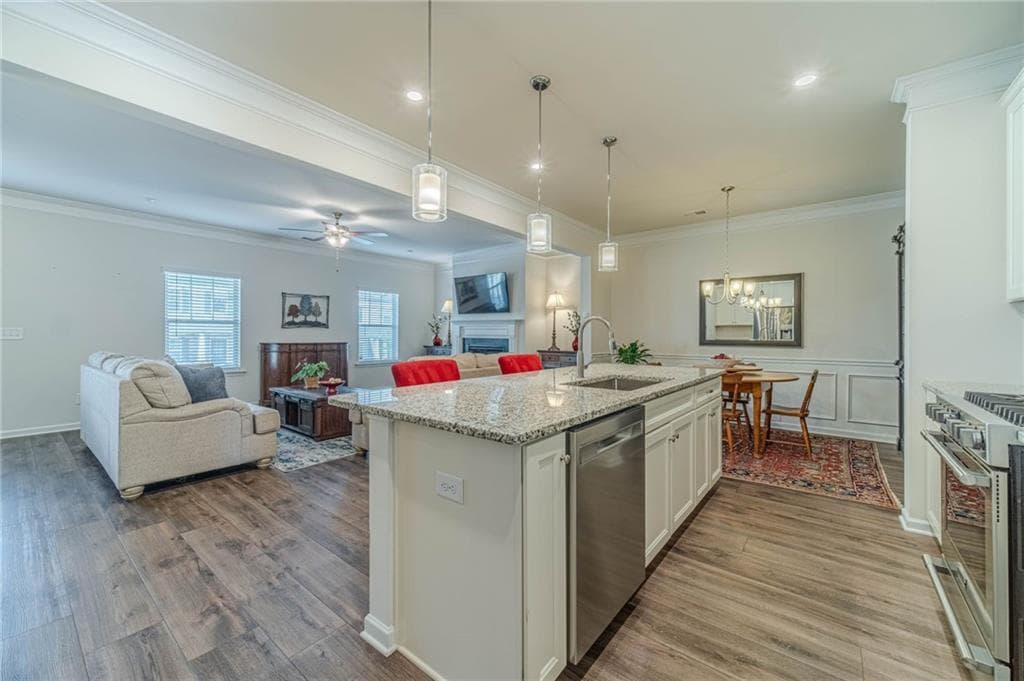 3 bedroom, 3 bathroom, 2,320 sq ft townhouse for sale at 512 Green Street, Lawrenceville, GA 30046 — photo 10