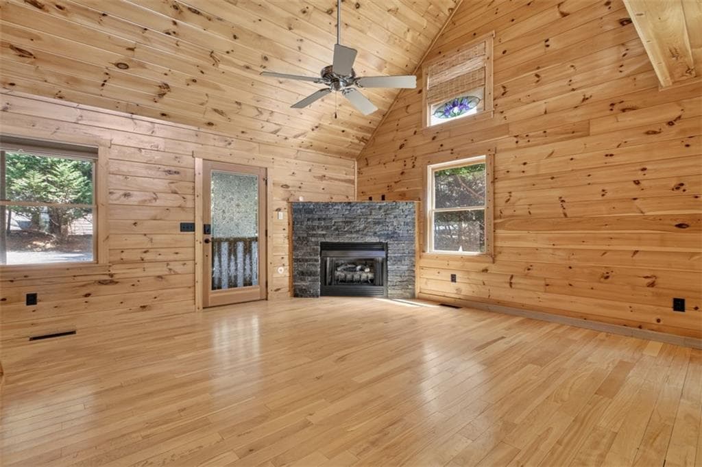 2 bedroom, 2 bathroom, 2,397 sq ft single family residence for sale at 388 Palisade Drive, Ellijay, GA 30540 — photo 8