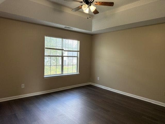3 bedroom, 3 bathroom, 2,480 sq ft single family residence for rent at 878 Asbury Trail, Lithonia, GA 30058 for $1,800 a month — photo 9
