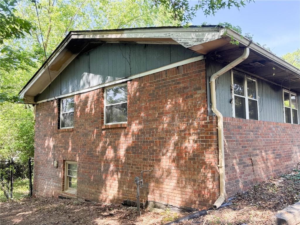 3 bedroom, 2 bathroom, 2,351 sq ft single family residence for sale at 3606 Sullivan Drive, Douglasville, GA 30135