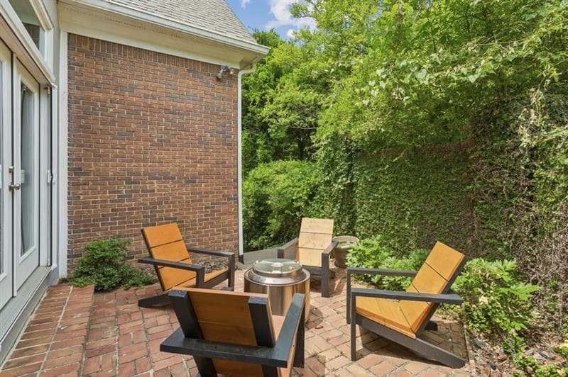3 bedroom, 5 bathroom, 5,804 sq ft single family residence for sale at 4223 Wieuca Overlook, Atlanta, GA 30342 — photo 7