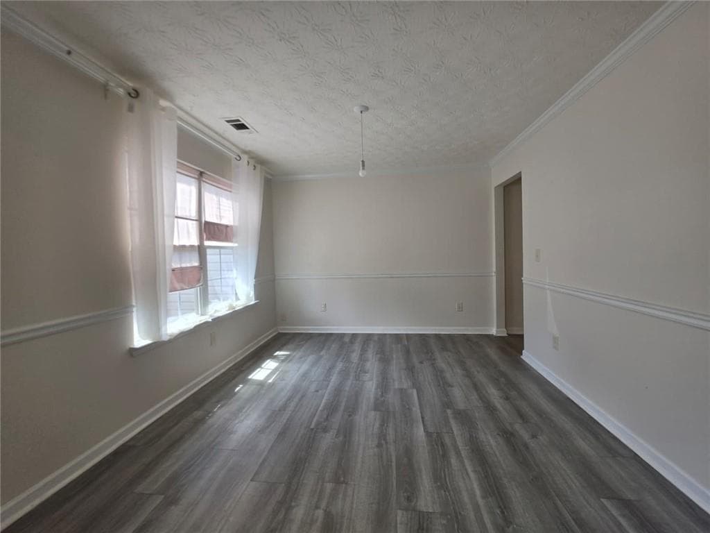 4 bedroom, 2 bathroom, 2,784 sq ft single family residence for rent at 3983 Roxberry Hill Lane, Buford, GA 30518 for $2,500 a month — photo 6
