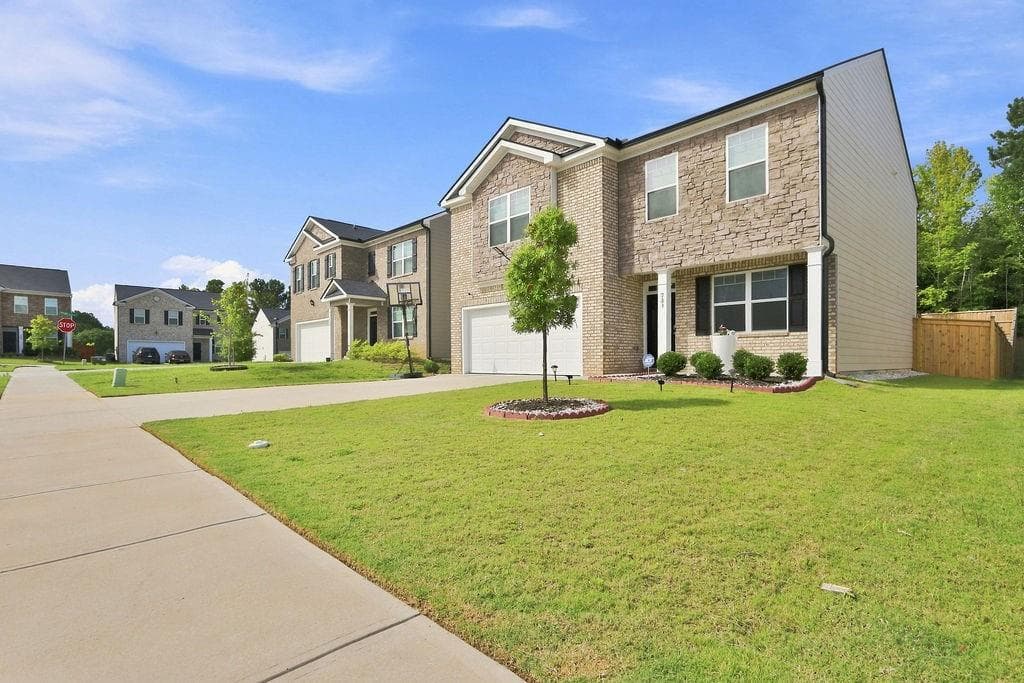 4 bedroom, 3 bathroom, 2,206 sq ft single family residence for sale at 723 Millwood Drive, Dacula, GA 30019 — photo 7