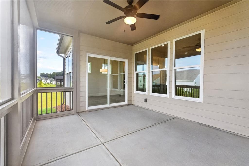 3 bedroom, 3 bathroom, 2,568 sq ft single family residence for sale at 196 Coffee Lane, Hoschton, GA 30548 — photo 3