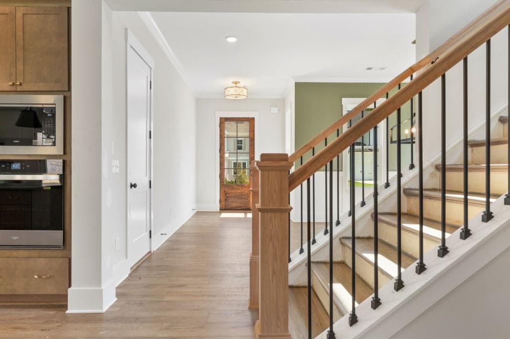 5 bedroom, 4 bathroom, 3,199 sq ft single family residence for sale at 3335 Hillshire Drive, Cumming, GA 30028 — photo 6