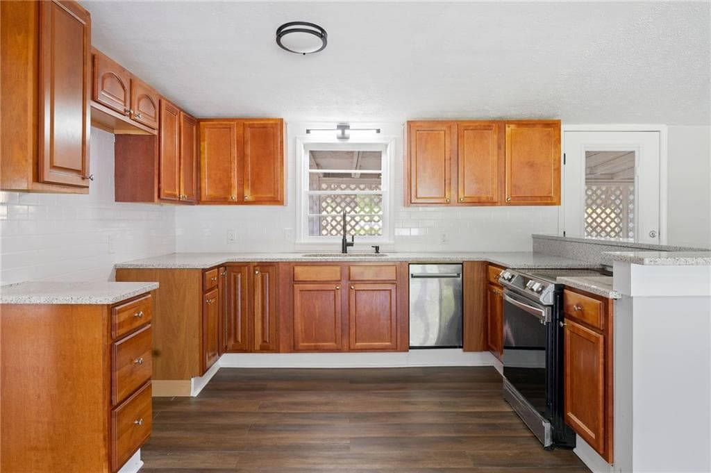 2 bedroom, 2 bathroom, 1,325 sq ft single family residence for sale at 119 Mcbee Street, Dallas, GA 30132 — photo 9