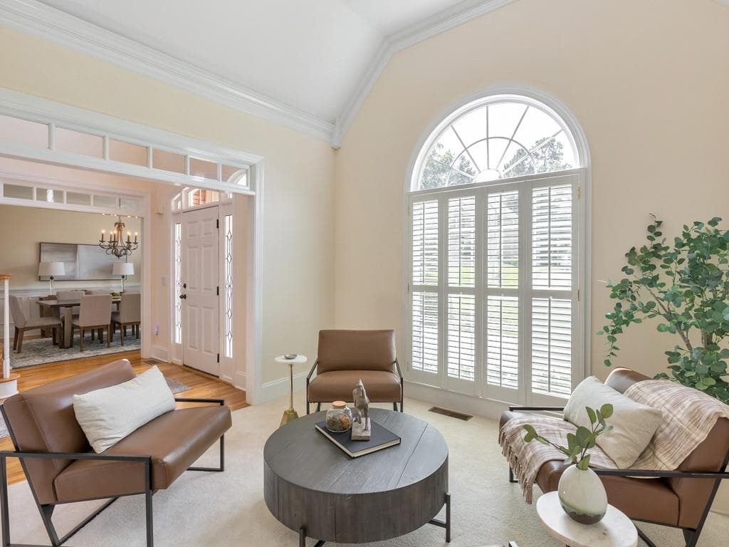 6 bedroom, 6 bathroom, 4,925 sq ft single family residence under contract at 5808 Ripplestone Court, Acworth, GA 30101 — photo 5