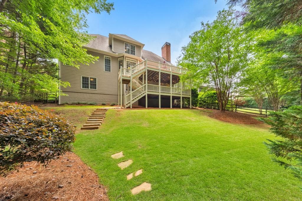 6 bedroom, 6 bathroom, 4,925 sq ft single family residence under contract at 5808 Ripplestone Court, Acworth, GA 30101 — photo 10