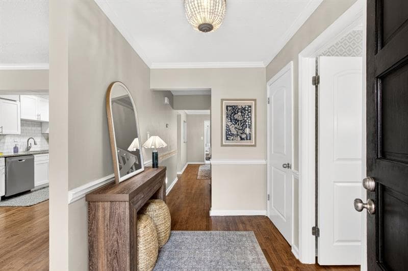 3 bedroom, 3 bathroom, 2,536 sq ft townhouse for sale at 3008 Vinings Ferry Drive, Atlanta, GA 30339 — photo 4