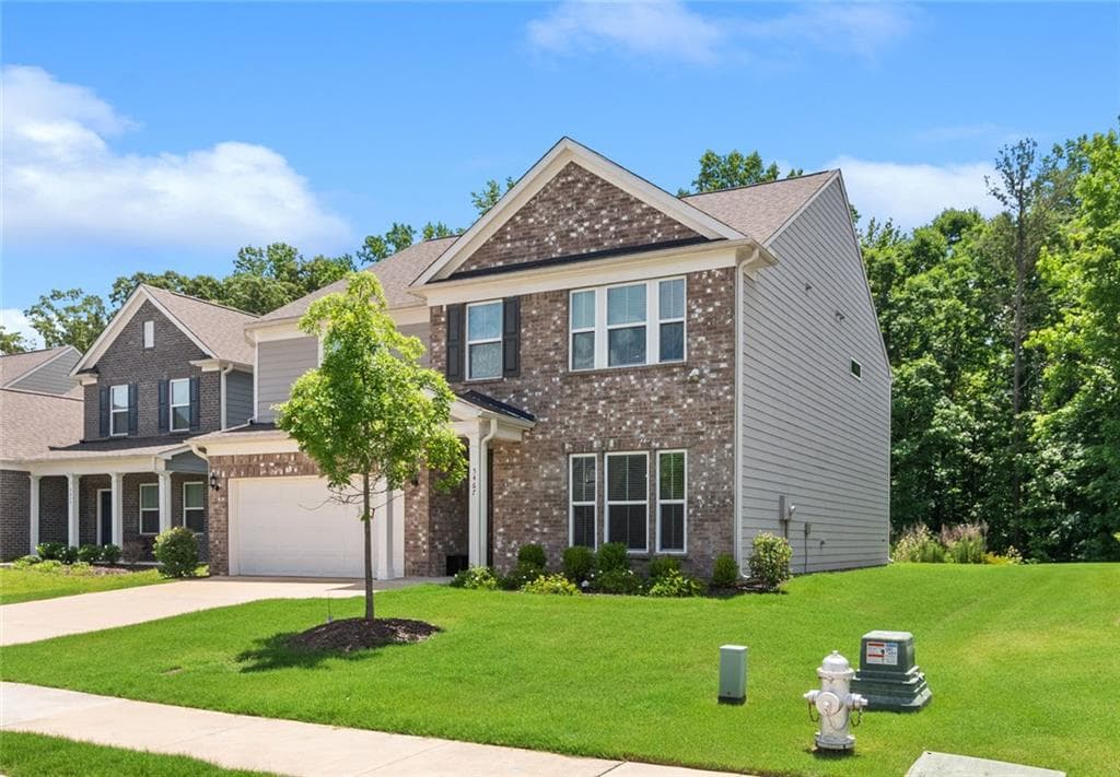 5 bedroom, 4 bathroom, 3,456 sq ft single family residence for rent at 5467 Fountainhead Lane, Auburn, GA 30011 for $2,500 a month — photo 3