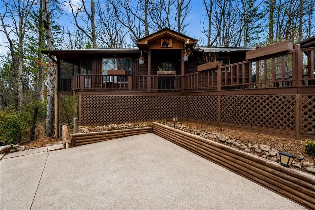 3 bedroom, 2 bathroom, 1,710 sq ft single family residence for sale at 279 Cindy Cove Road, Blairsville, GA 30512