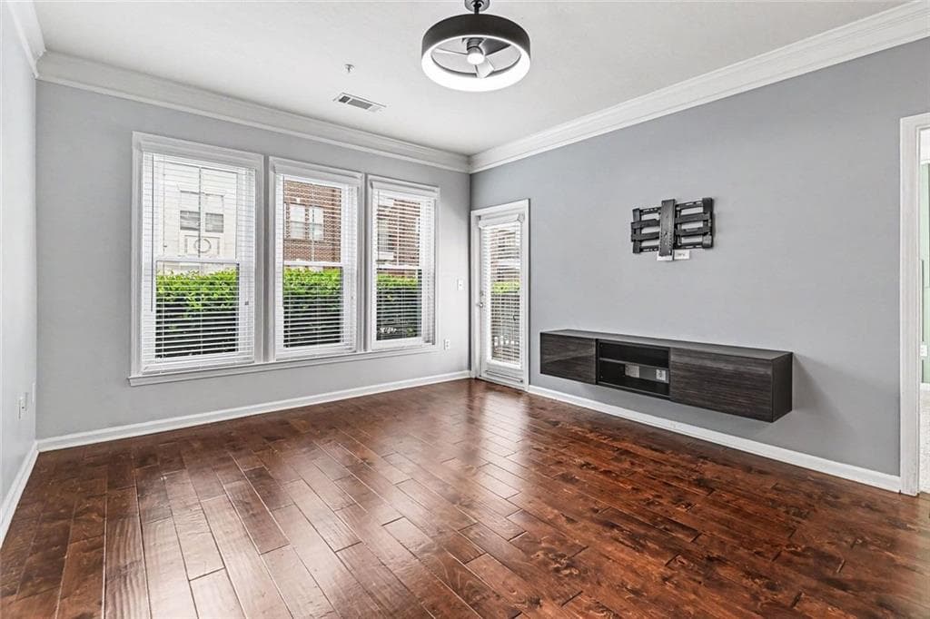 1 bedroom, 1 bathroom, 752 sq ft condominium under contract at 1850 Cotillion Drive 2102, Dunwoody, GA 30338 — photo 4