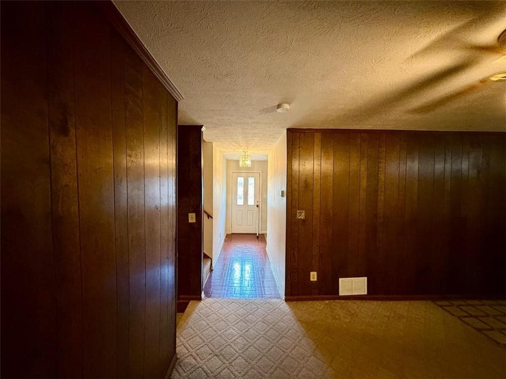 3 bedroom, 2 bathroom, 2,372 sq ft single family residence for sale at 6641 Londonderry Drive, Morrow, GA 30260 — photo 8