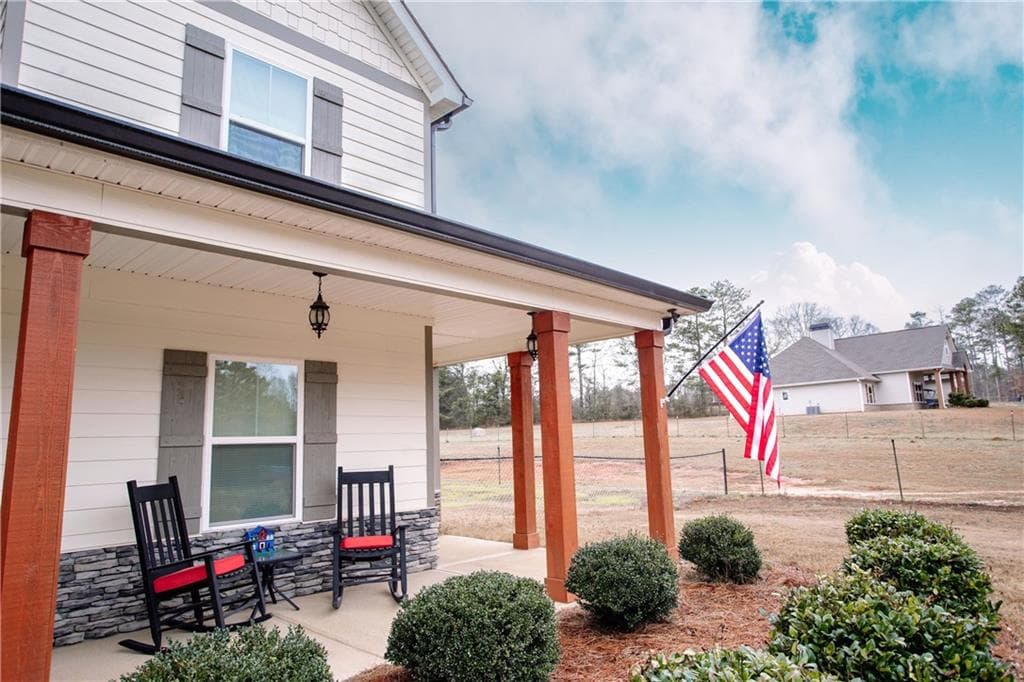 4 bedroom, 4 bathroom, 2,461 sq ft single family residence for sale at 3221 Hollonville Road, Williamson, GA 30292 — photo 3