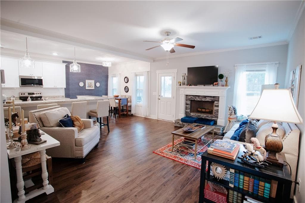 4 bedroom, 4 bathroom, 2,461 sq ft single family residence for sale at 3221 Hollonville Road, Williamson, GA 30292 — photo 9