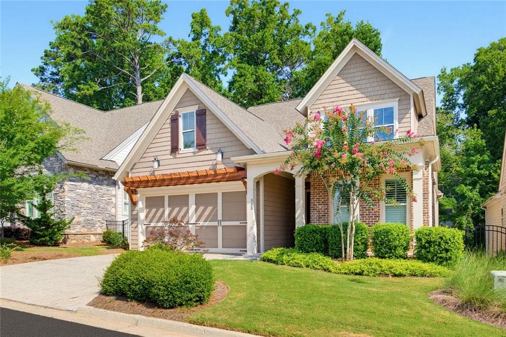 3 bedroom, 3 bathroom, 2,389 sq ft single family residence under contract at 333 Little Pine Lane, Woodstock, GA 30188 — photo 2
