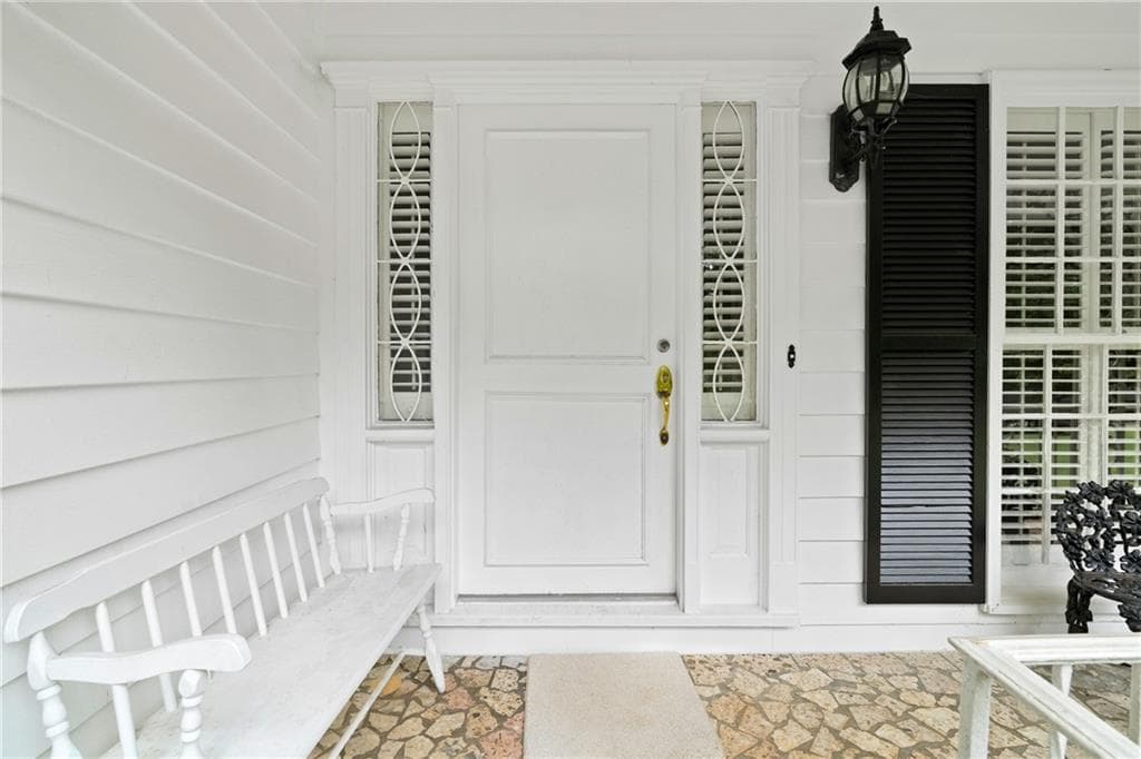 3 bedroom, 2 bathroom, 3,343 sq ft single family residence for sale at 4670 Windsor Drive, Smyrna, GA 30082 — photo 6