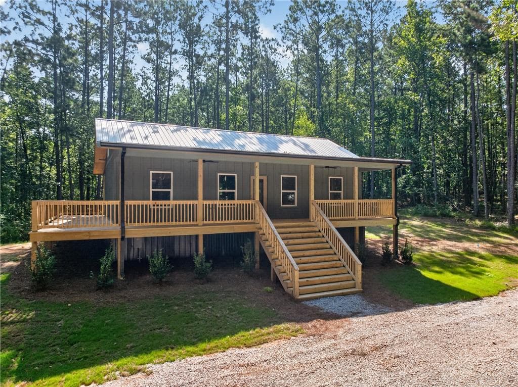 2 bedroom, 2 bathroom, 1,365 sq ft single family residence for sale at 227 Starboard Trail, Sparta, GA 31087 — photo 3
