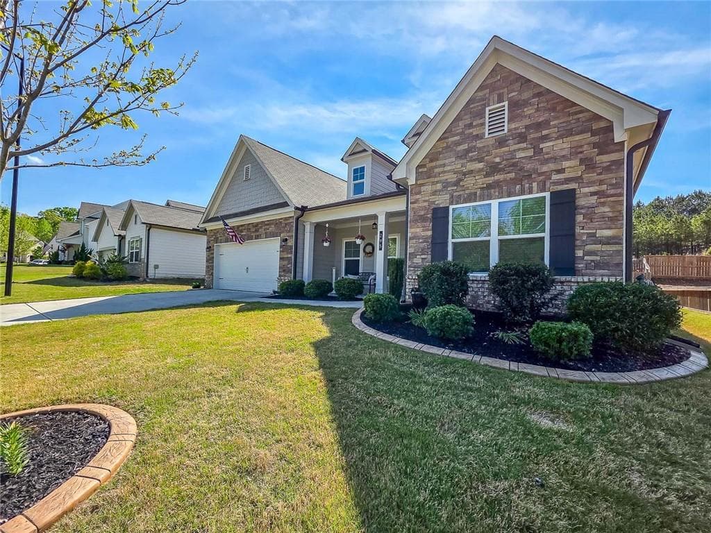 4 bedroom, 3 bathroom, 2,454 sq ft single family residence for sale at 295 Crestbrook Lane, Dallas, GA 30157 — photo 2