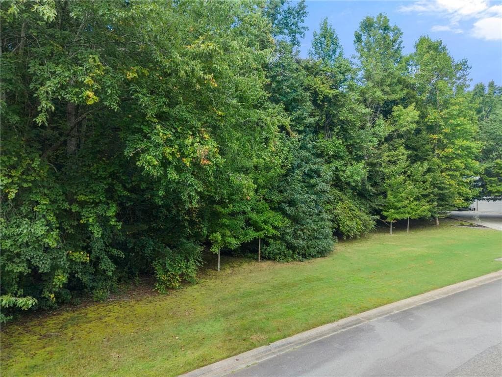 single family residence under contract at 5720 Winding Rose Trail, Flowery Branch, GA 30542 — photo 6