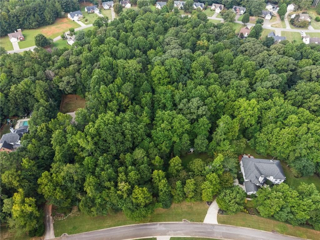 single family residence under contract at 5720 Winding Rose Trail, Flowery Branch, GA 30542 — photo 3