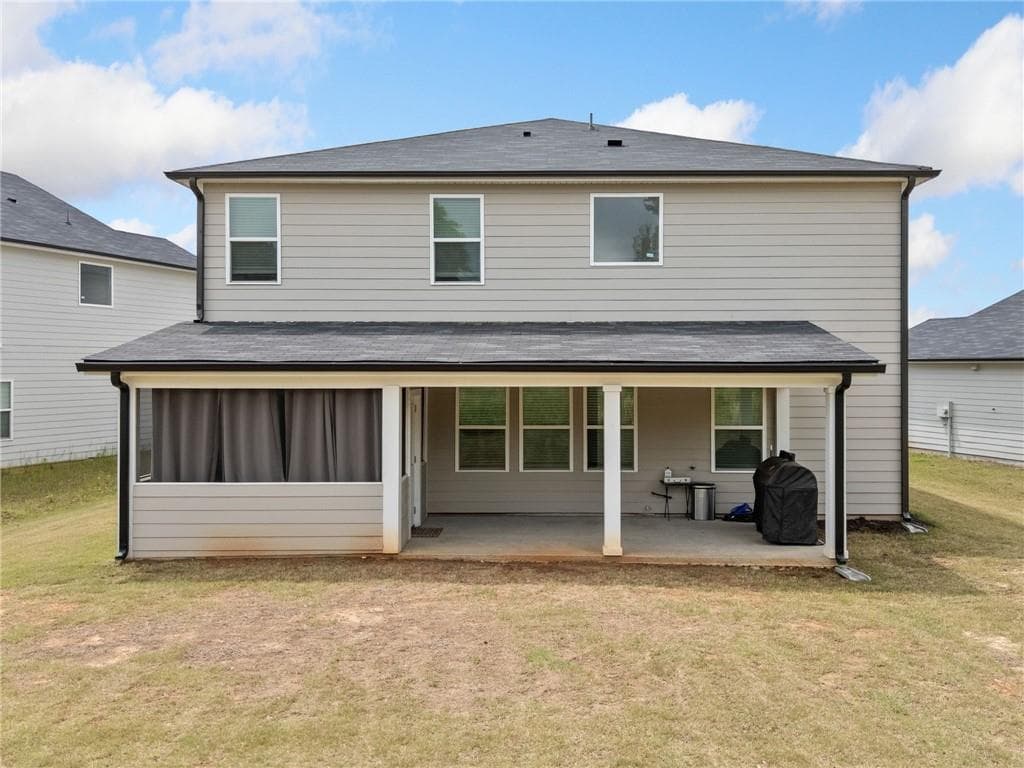 5 bedroom, 3 bathroom, 3,007 sq ft single family residence for rent at 5911 Green Ash Court, Braselton, GA 30517 for $2,900 a month — photo 3