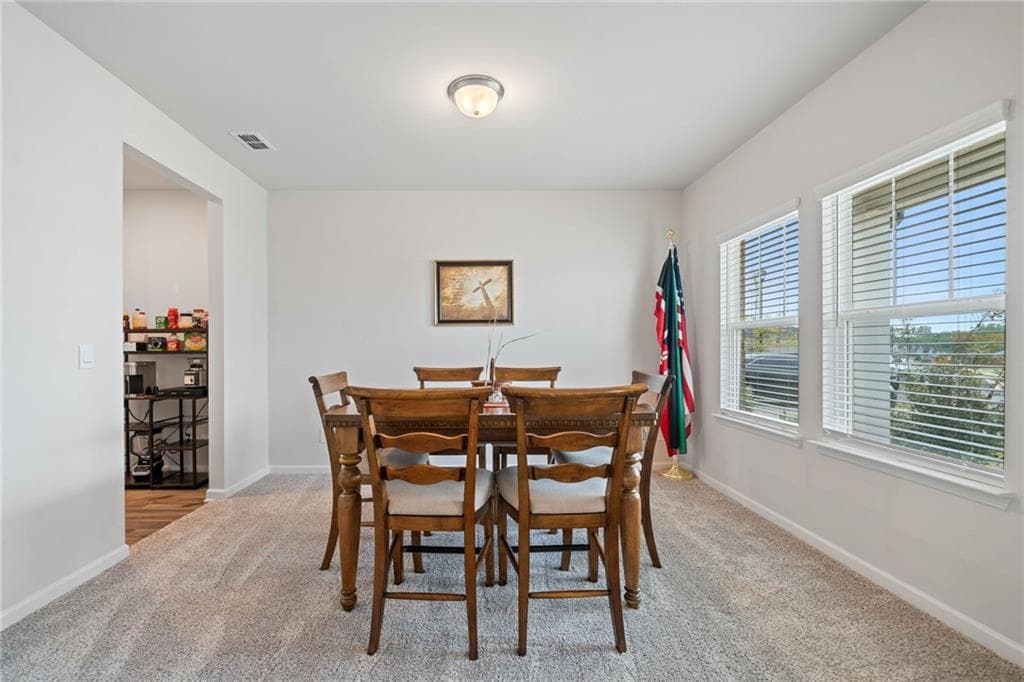 5 bedroom, 3 bathroom, 3,007 sq ft single family residence for rent at 5911 Green Ash Court, Braselton, GA 30517 for $2,900 a month — photo 9