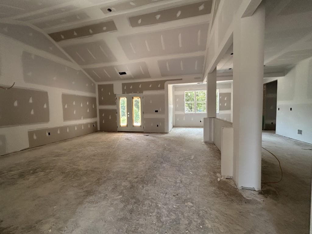 4 bedroom, 3 bathroom, 2,688 sq ft single family residence for sale at 174 Eagles Crest Drive, Commerce, GA 30529 — photo 2