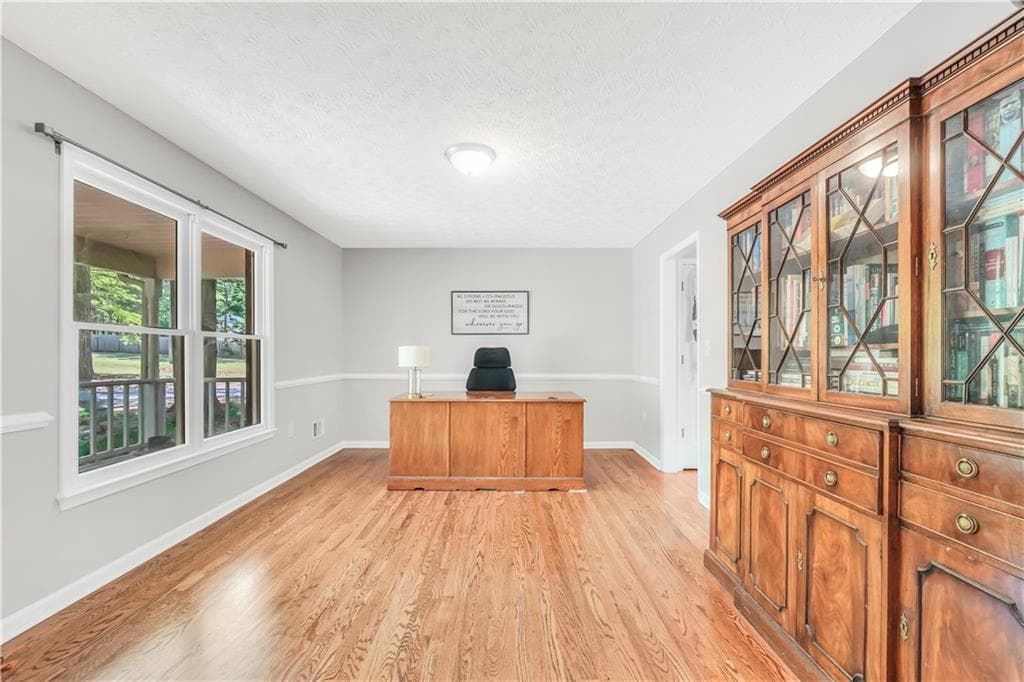 4 bedroom, 2 bathroom, 2,353 sq ft single family residence under contract at 600 Turner Road, Mcdonough, GA 30252 — photo 6