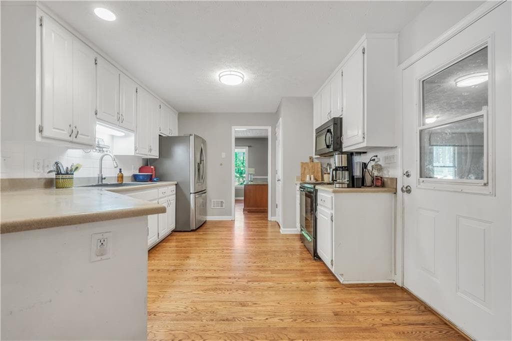 4 bedroom, 2 bathroom, 2,353 sq ft single family residence under contract at 600 Turner Road, Mcdonough, GA 30252 — photo 8