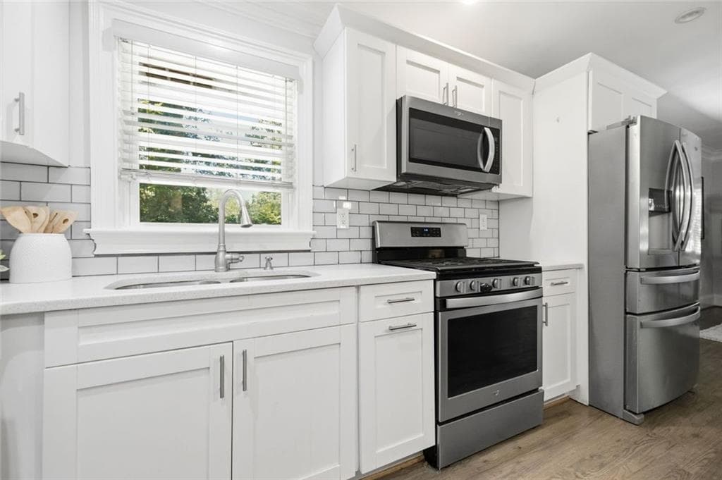 3 bedroom, 2 bathroom, 1,552 sq ft single family residence for rent at 166 Howard Street, Atlanta, GA 30317 for $3,500 a month — photo 10