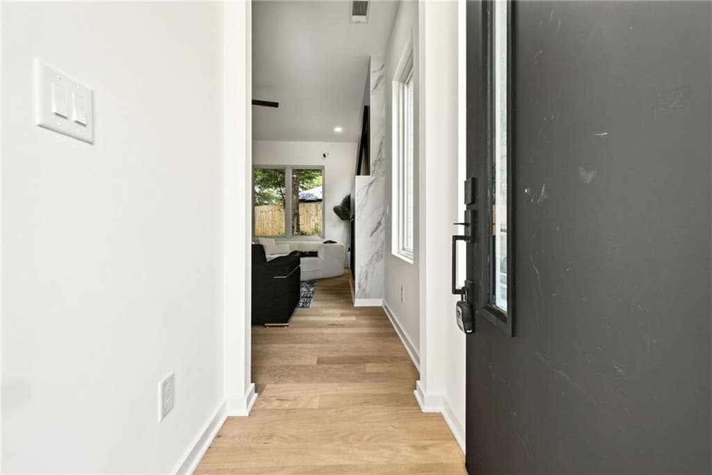 4 bedroom, 4 bathroom, 2,658 sq ft townhouse for sale at 225 Stovall Street B, Atlanta, GA 30316 — photo 3