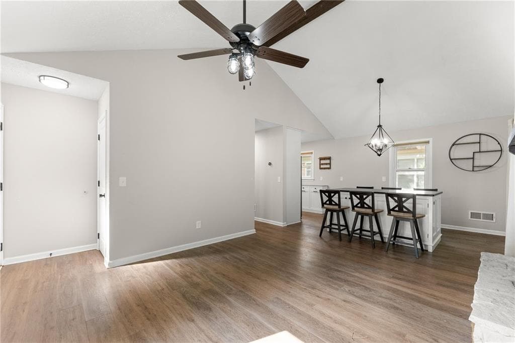 2 bedroom, 1 bathroom, 864 sq ft single family residence for sale at 6265 Quail Trail, Gainesville, GA 30506 — photo 6