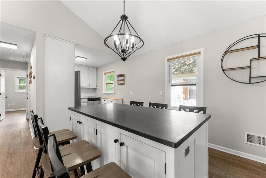 2 bedroom, 1 bathroom, 864 sq ft single family residence for sale at 6265 Quail Trail, Gainesville, GA 30506 — photo 9