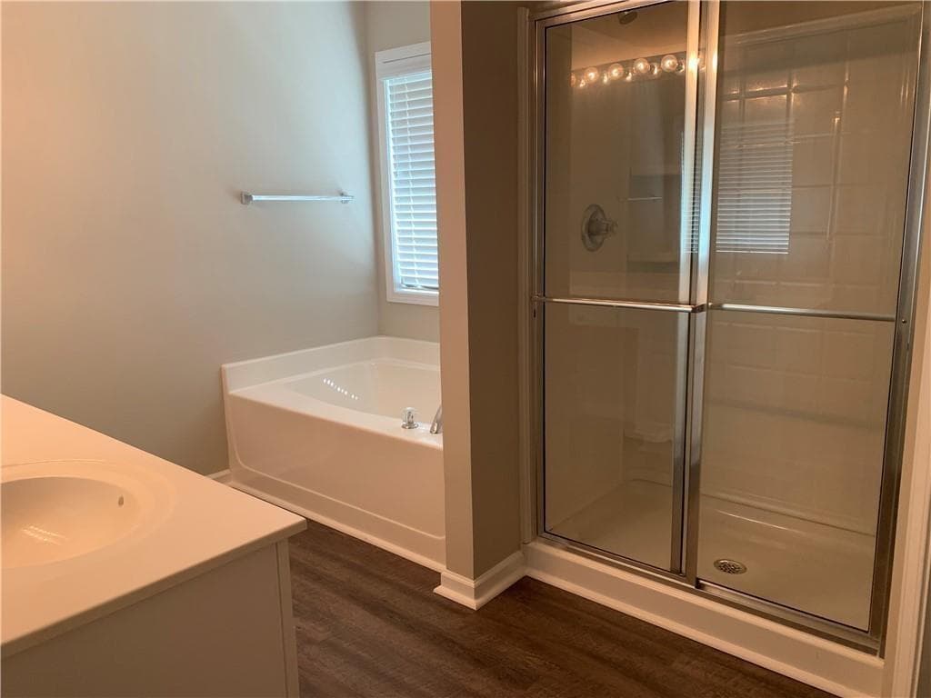 3 bedroom, 2 bathroom, 1,580 sq ft single family residence for rent at 1930 charleston oak Circle, Lawrenceville, GA 30043 for $2,199 a month — photo 4
