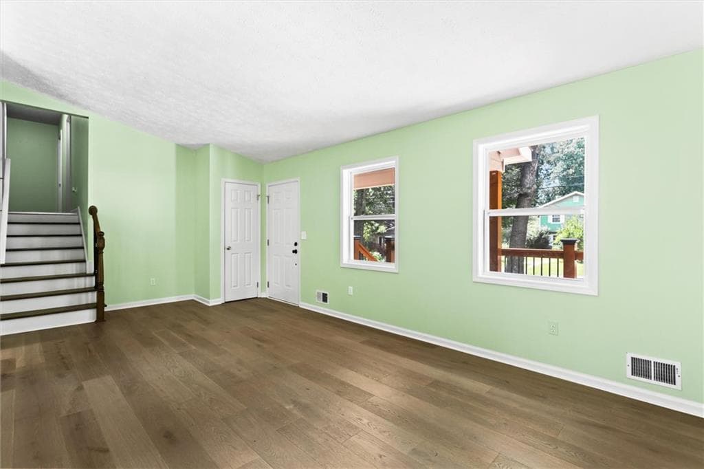4 bedroom, 3 bathroom, 1,842 sq ft single family residence for sale at 492 Rustic Ridge Circle, Lawrenceville, GA 30043 — photo 10