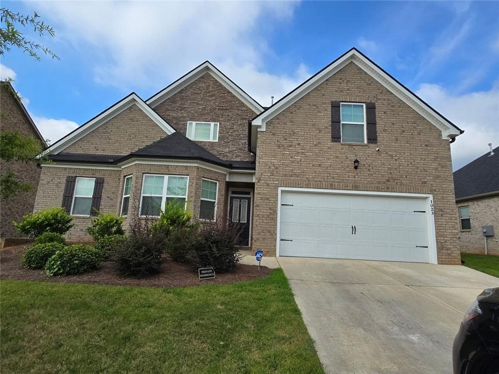 5 bedroom, 4 bathroom, 3,822 sq ft single family residence for sale at 1023 Ayrshire Drive, Stockbridge, GA 30281