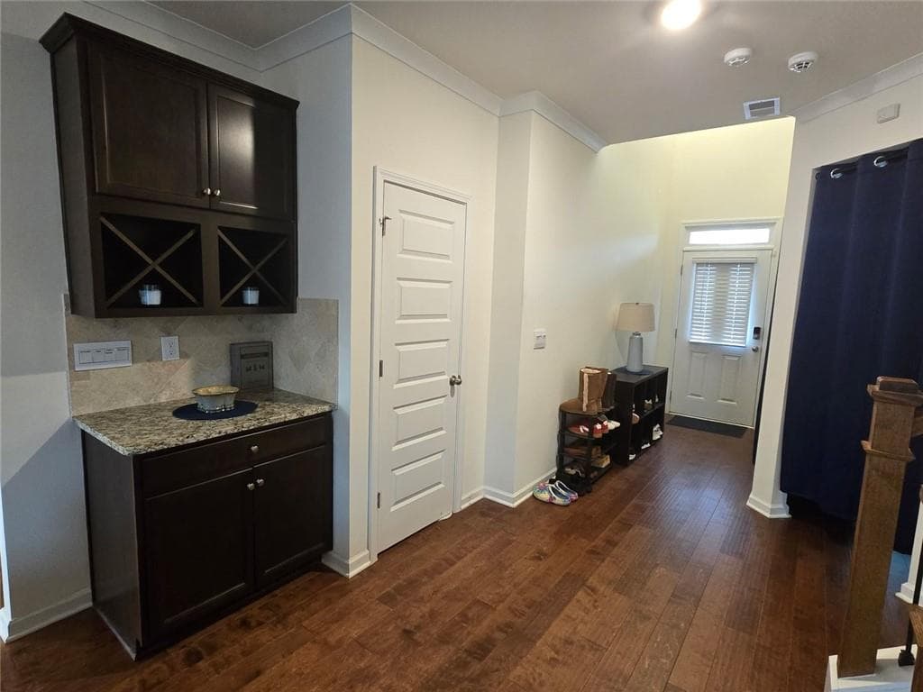 5 bedroom, 4 bathroom, 3,822 sq ft single family residence for sale at 1023 Ayrshire Drive, Stockbridge, GA 30281 — photo 2