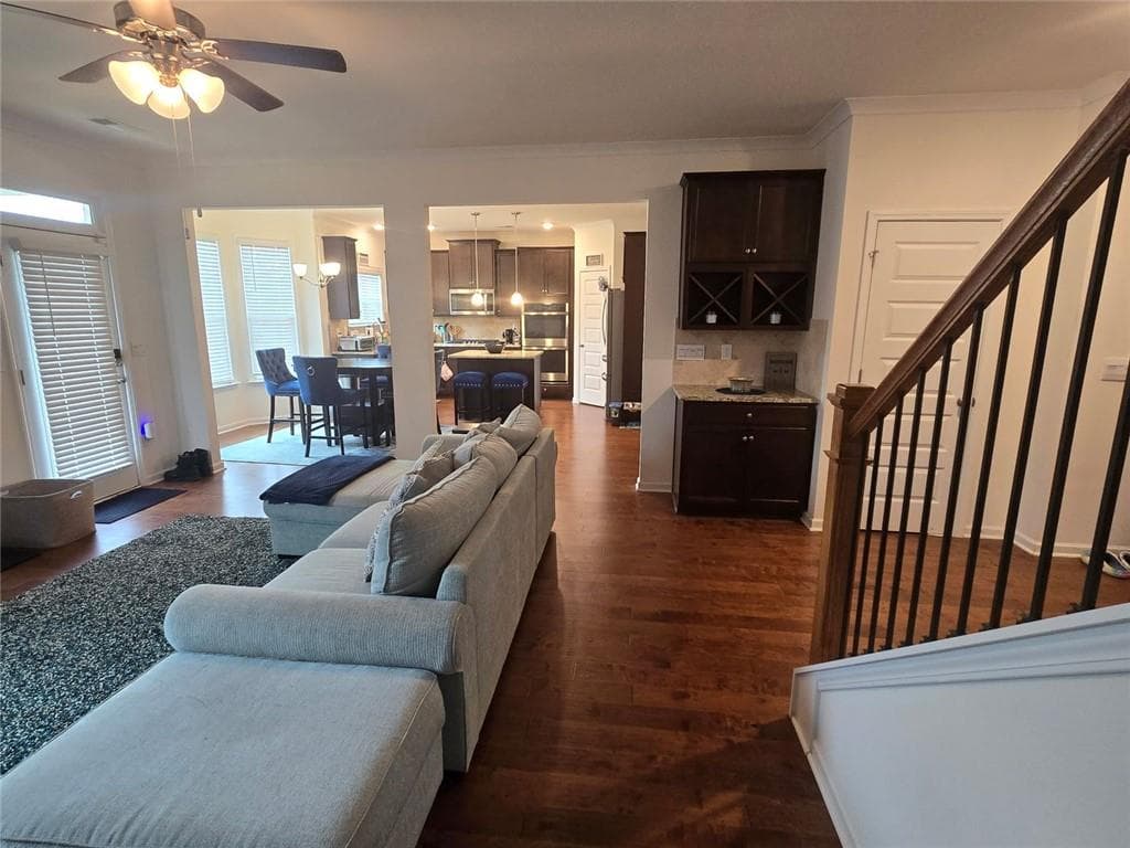 5 bedroom, 4 bathroom, 3,822 sq ft single family residence for sale at 1023 Ayrshire Drive, Stockbridge, GA 30281 — photo 3