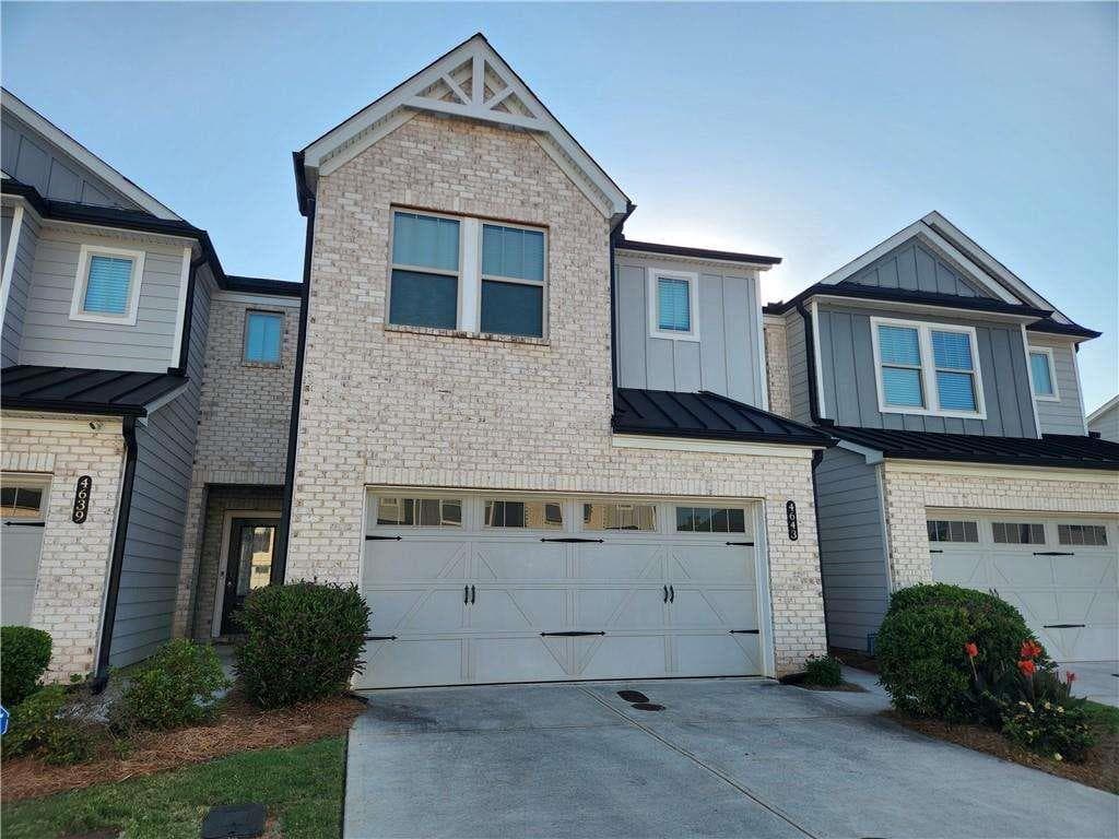 3 bedroom, 3 bathroom, 2,055 sq ft townhouse for sale at 4643 Piston Junction, Mableton, GA 30126