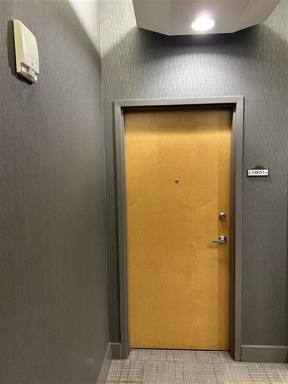2 bedroom, 2 bathroom, 1,056 sq ft condominium for sale at 250 Pharr Road 1801, Atlanta, GA 30305 — photo 7