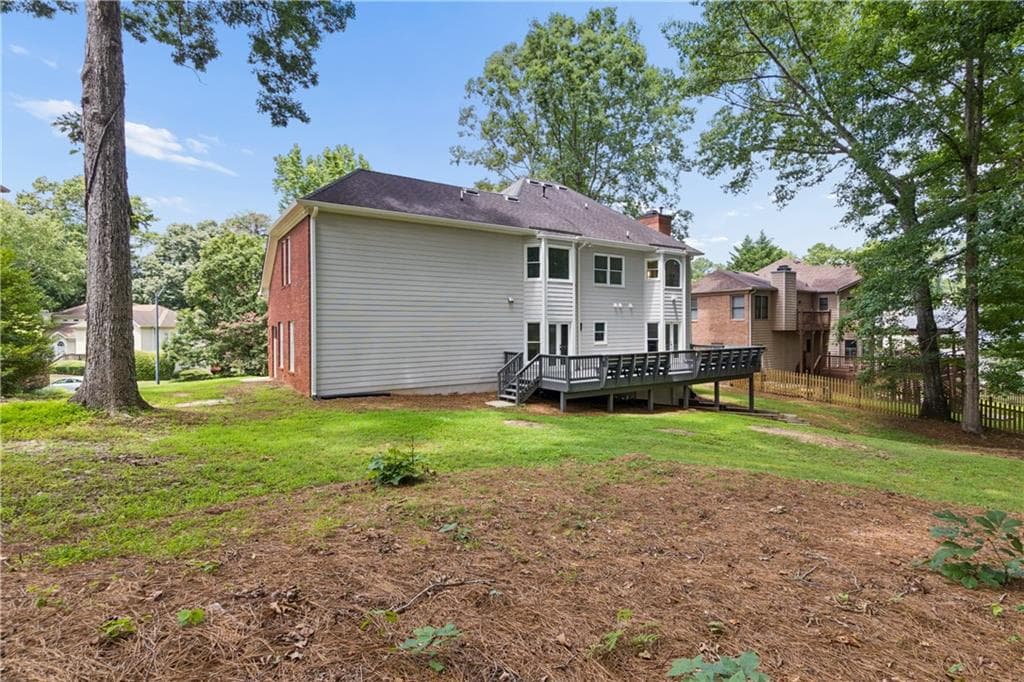 6 bedroom, 5 bathroom, 3,250 sq ft single family residence for sale at 2352 Brittany Lane, Marietta, GA 30062 — photo 3