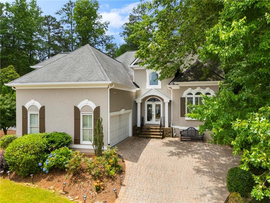 5 bedroom, 5 bathroom, 5,723 sq ft single family residence for sale at 261 Powers Park Way, Marietta, GA 30067 — photo 2
