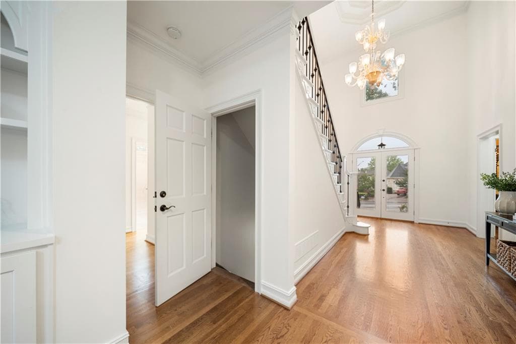 5 bedroom, 5 bathroom, 5,723 sq ft single family residence for sale at 261 Powers Park Way, Marietta, GA 30067 — photo 7