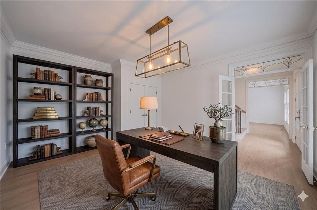 6 bedroom, 5 bathroom, 3,250 sq ft single family residence for sale at 2352 Brittany Lane, Marietta, GA 30062 — photo 7