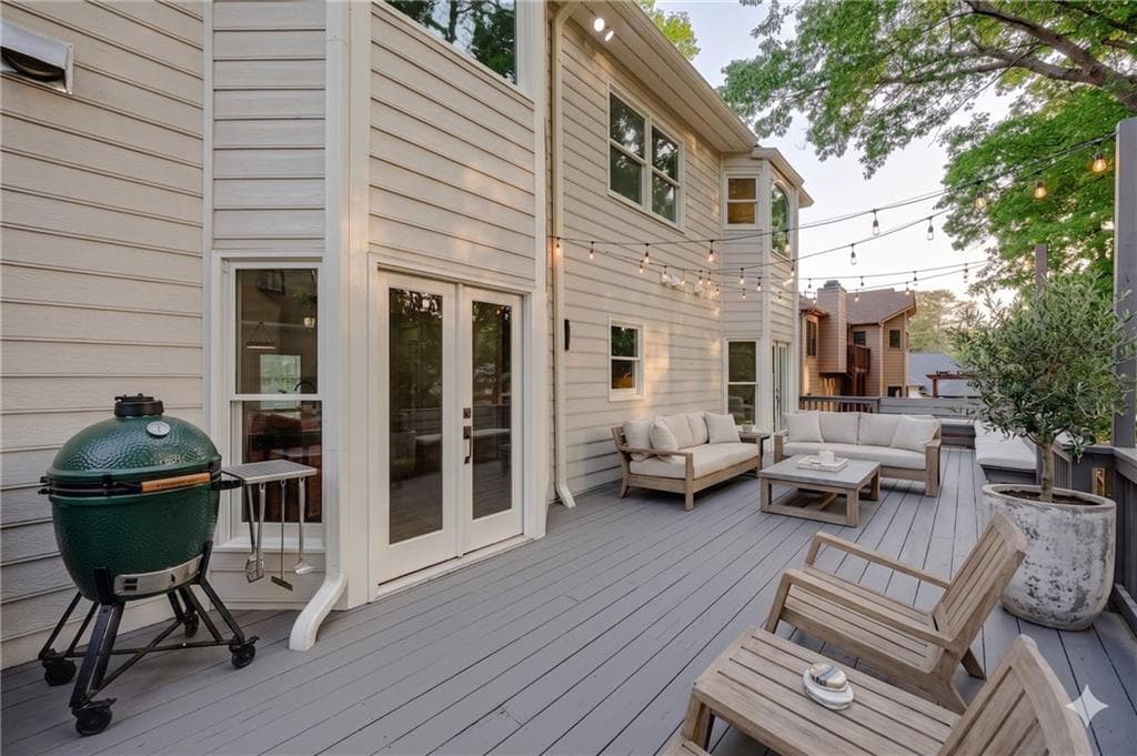6 bedroom, 5 bathroom, 3,250 sq ft single family residence for sale at 2352 Brittany Lane, Marietta, GA 30062 — photo 4