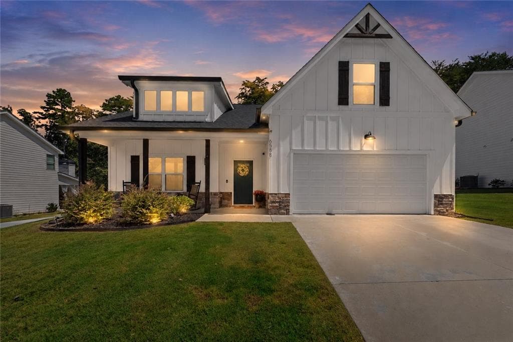 4 bedroom, 4 bathroom, 2,175 sq ft single family residence under contract at 6588 River Station Drive, Lula, GA 30554 — photo 2