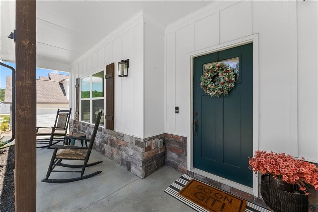 4 bedroom, 4 bathroom, 2,175 sq ft single family residence under contract at 6588 River Station Drive, Lula, GA 30554 — photo 8