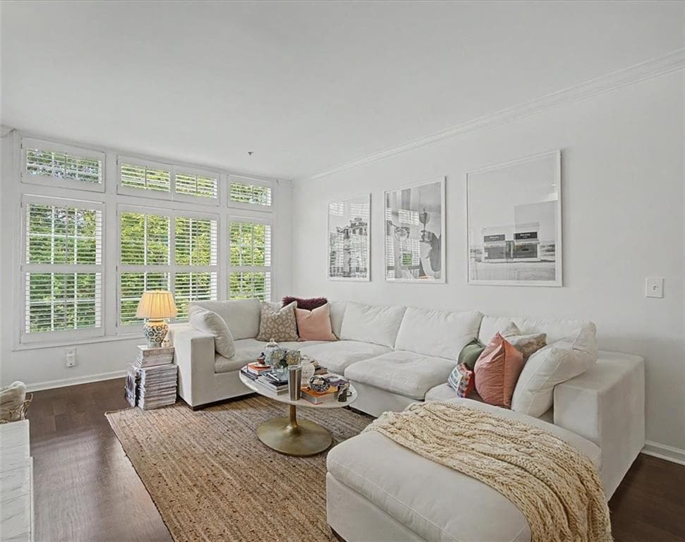 2 bedroom, 1 bathroom, 950 sq ft condominium for rent at 3636 Habersham Road 1304, Atlanta, GA 30305 for $2,200 a month — photo 7