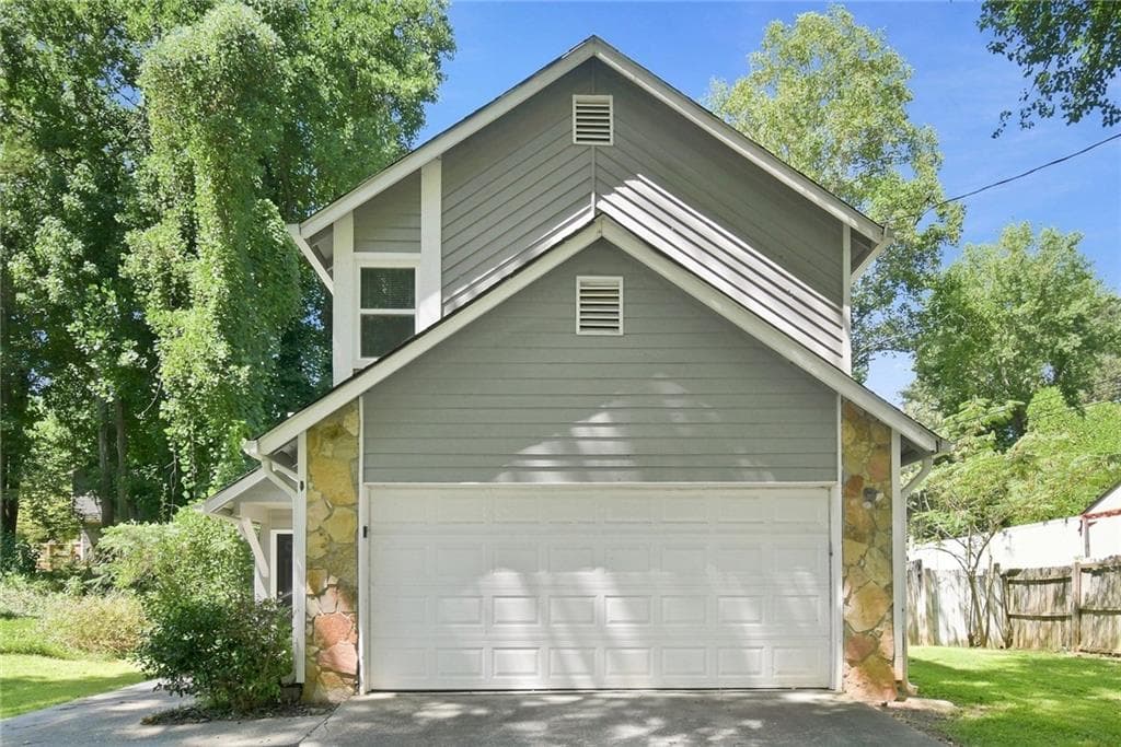 3 bedroom, 2 bathroom, 1,324 sq ft single family residence for rent at 4165 Little Springs, Kennesaw, GA 30144 for $1,885 a month — photo 1 of 16